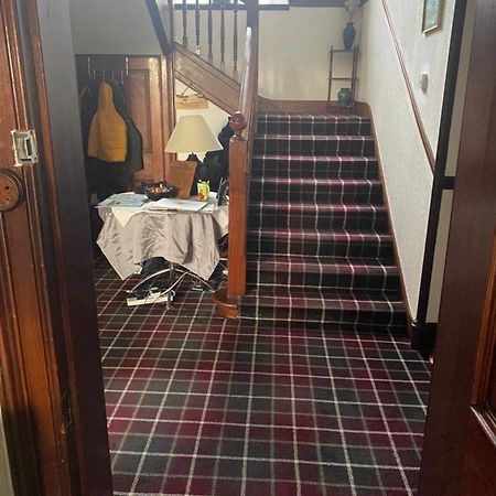 Cromarty View Guest House Accommodations & B&B Дингуолл Экстерьер фото
